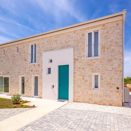 Villa Vela Muline - 8 Plus 2 Guests - Heated Pool Углян Екстериор снимка