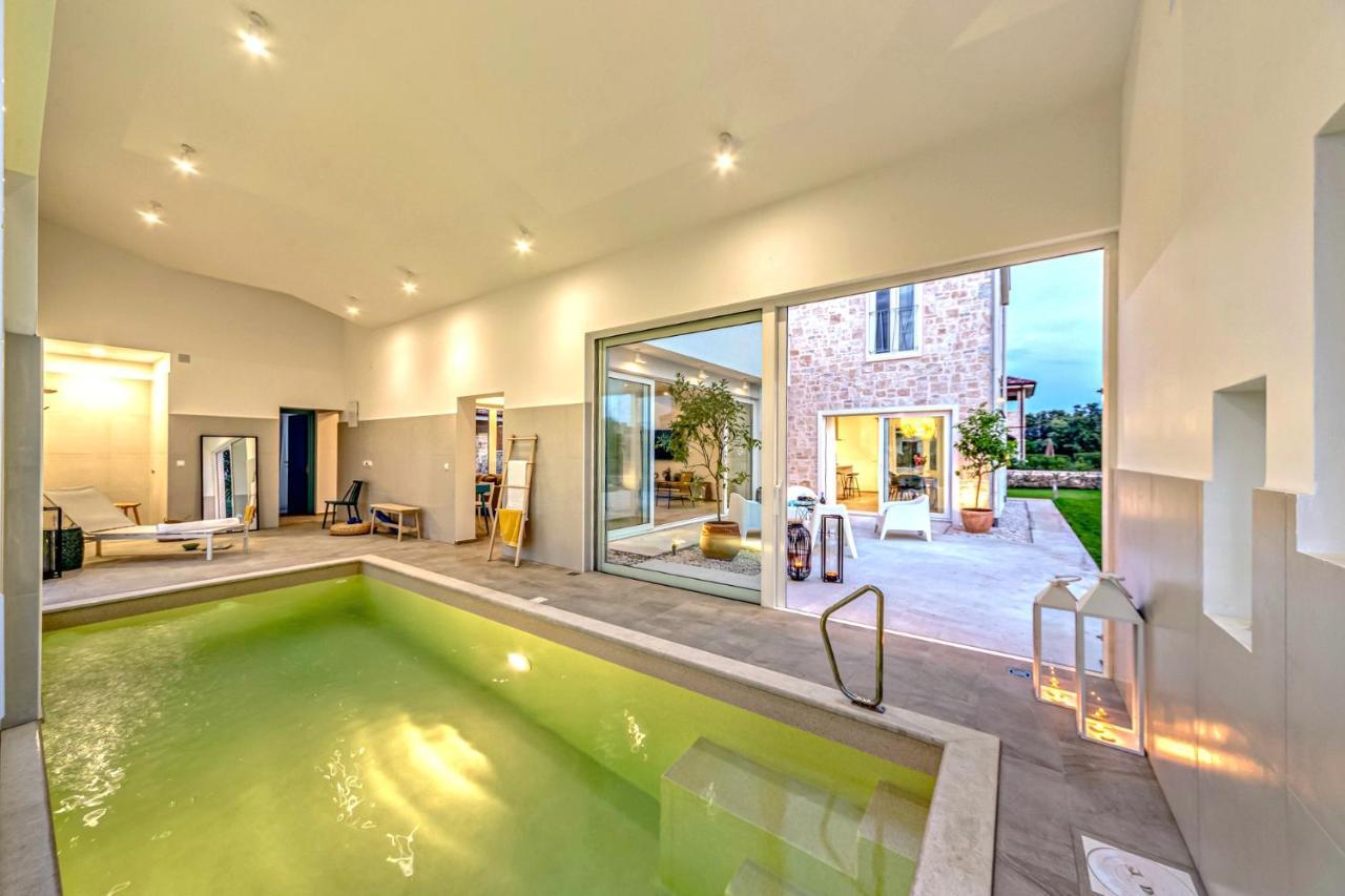 Villa Vela Muline - 8 Plus 2 Guests - Heated Pool Углян Екстериор снимка