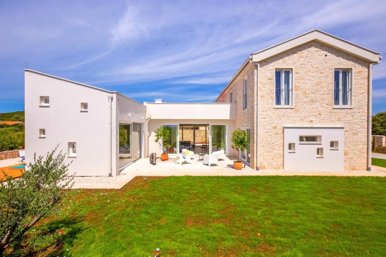 Villa Vela Muline - 8 Plus 2 Guests - Heated Pool Углян Екстериор снимка