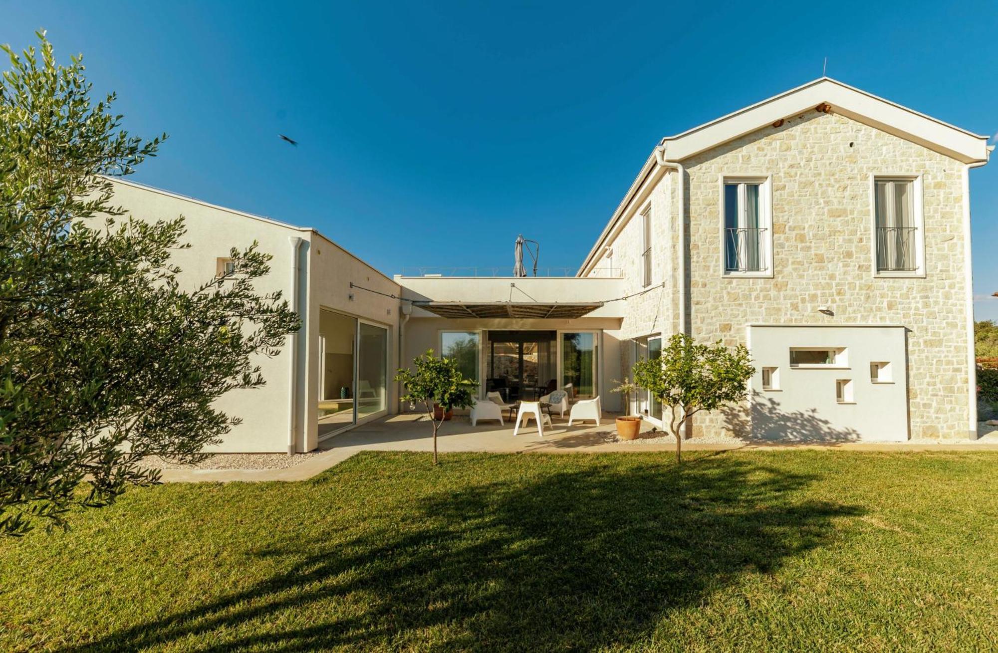 Villa Vela Muline - 8 Plus 2 Guests - Heated Pool Углян Екстериор снимка